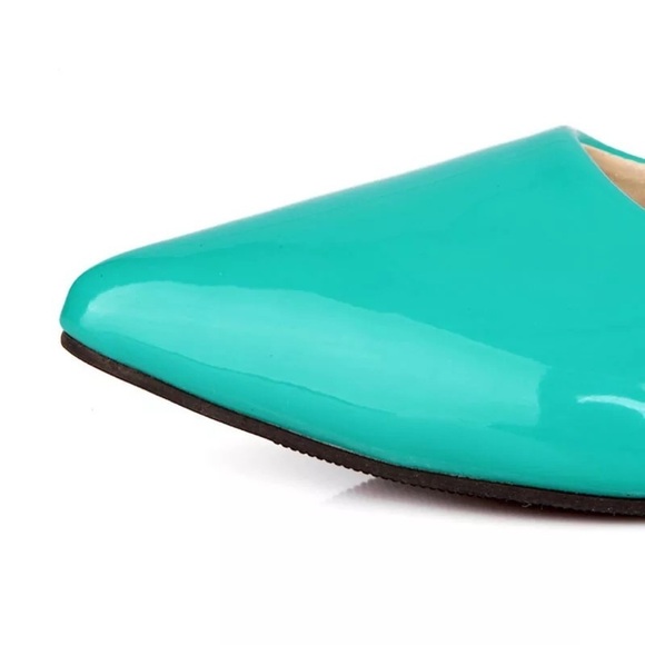 Flats shoes size 10